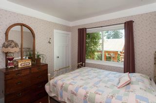 Photo 14: 7356 Wallace Dr in Central Saanich: CS Saanichton House for sale : MLS®# 915780