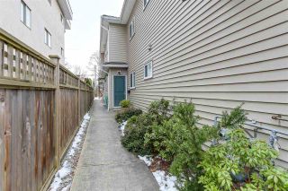 Photo 2: 452 E 44TH Avenue in Vancouver: Fraser VE 1/2 Duplex for sale (Vancouver East)  : MLS®# R2131563
