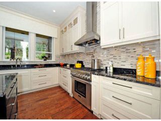 Photo 4: 15442 OXENHAM Avenue: White Rock House for sale (South Surrey White Rock)  : MLS®# F1401902