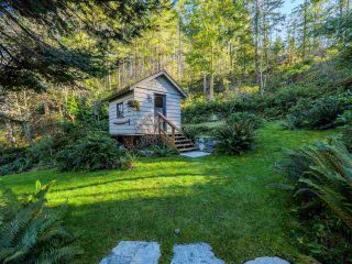 Photo 16: 4130 FRANCIS PENINSULA Road in Madeira Park: Pender Harbour Egmont House for sale (Sunshine Coast)  : MLS®# R2539519