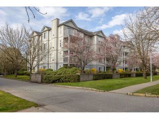 Photo 2: 406 5465 201 Street in Langley: Langley City Condo for sale in "BRIARWOOD PARK" : MLS®# R2561144