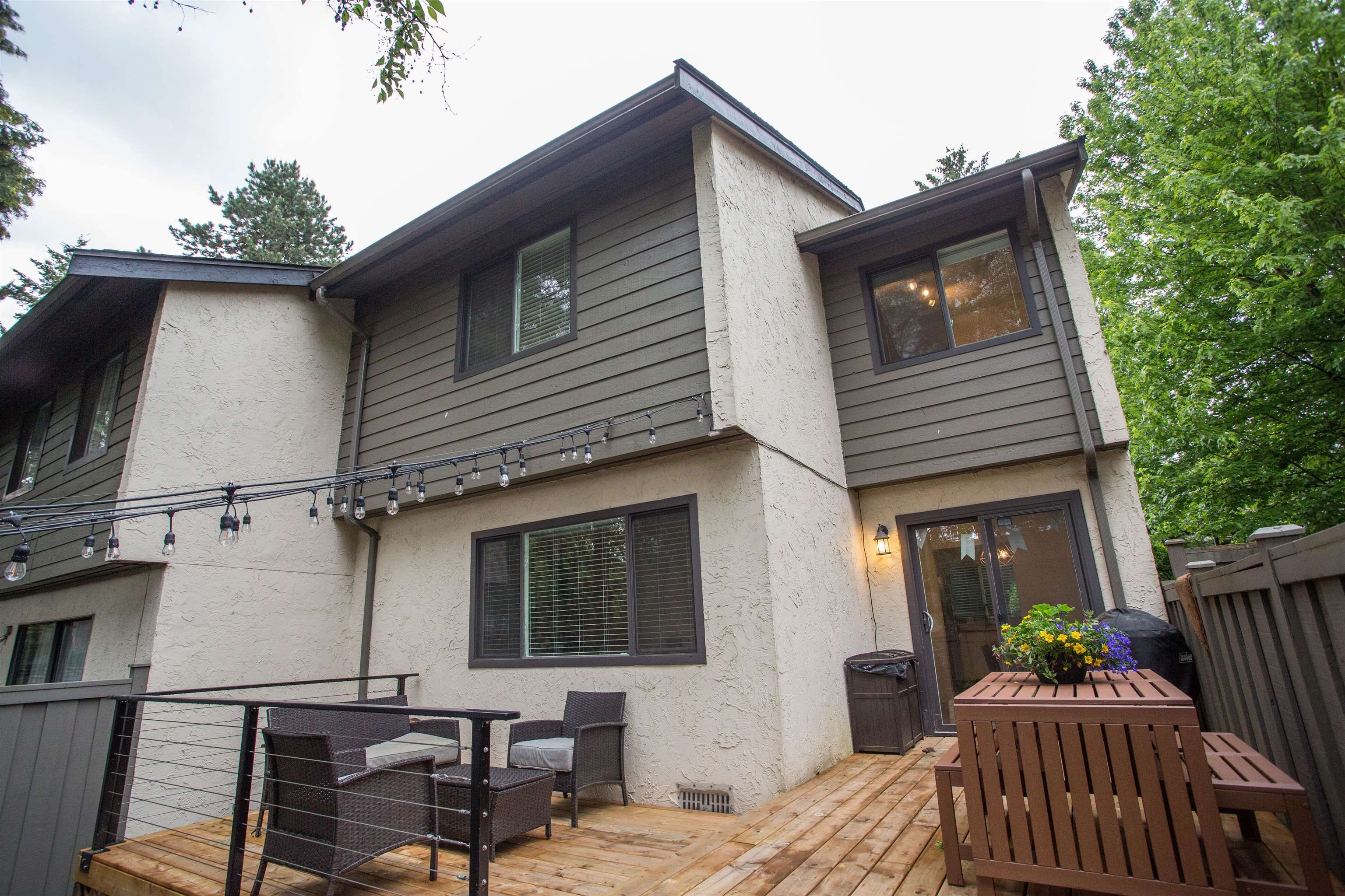 Main Photo: 90 2900 NORMAN Avenue in Coquitlam: Ranch Park Townhouse for sale in "PARKWOOD ESTATES" : MLS®# R2694287