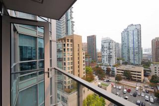 Photo 26: 1105 833 SEYMOUR Street in Vancouver: Downtown VW Condo for sale in "Capitol Residences" (Vancouver West)  : MLS®# R2499995