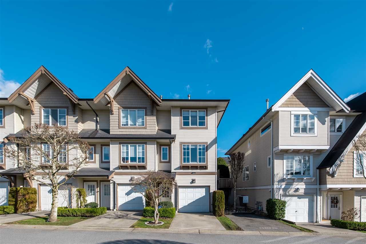 Main Photo: 24 20560 66 Avenue in Langley: Willoughby Heights Townhouse for sale in "Amberleigh II" : MLS®# R2540417