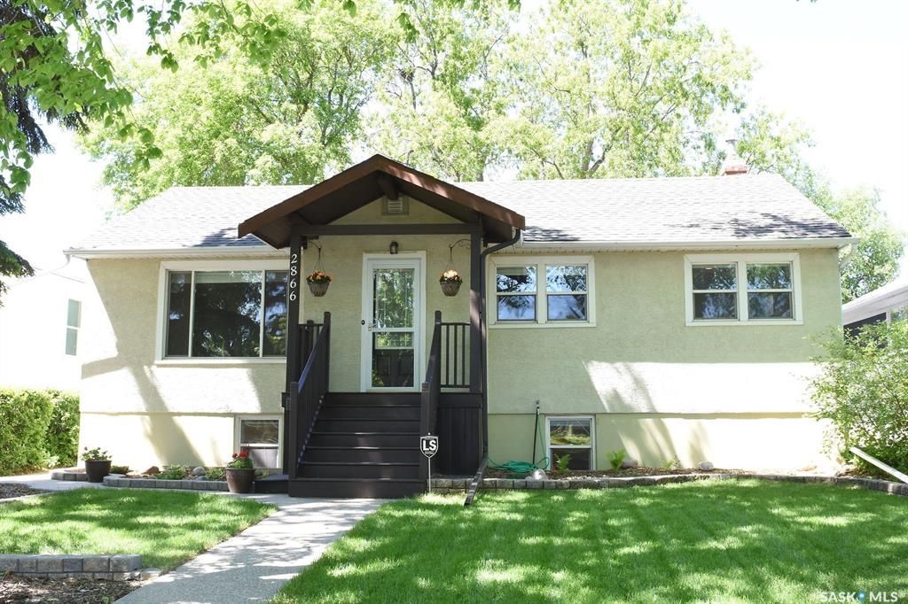 Main Photo: 2866 Athol Street in Regina: Lakeview RG Residential for sale : MLS®# SK812877