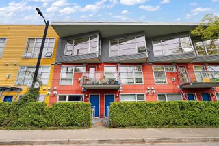 Main Photo: 8 821 Tyee Rd in Victoria: VW Victoria West Condo for sale (Victoria West)  : MLS®# 962999