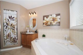 Photo 6: 88 Beachgrove Crest in Whitby: Taunton North House (2-Storey) for sale : MLS®# E3445699
