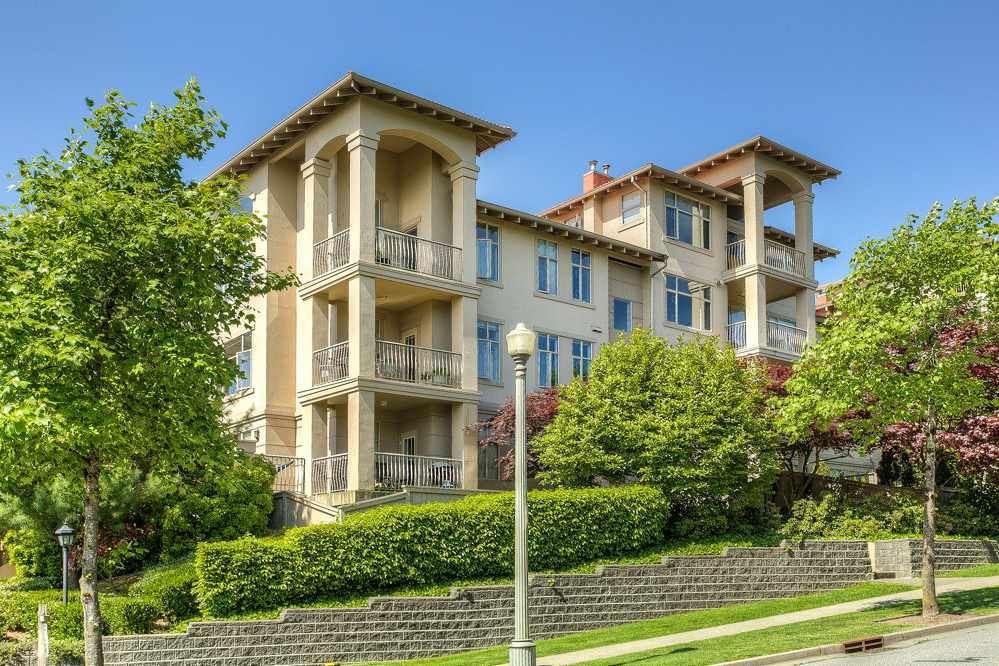 Main Photo: 103 3176 PLATEAU Boulevard in Coquitlam: Westwood Plateau Condo for sale in "TUSCANY" : MLS®# R2008520
