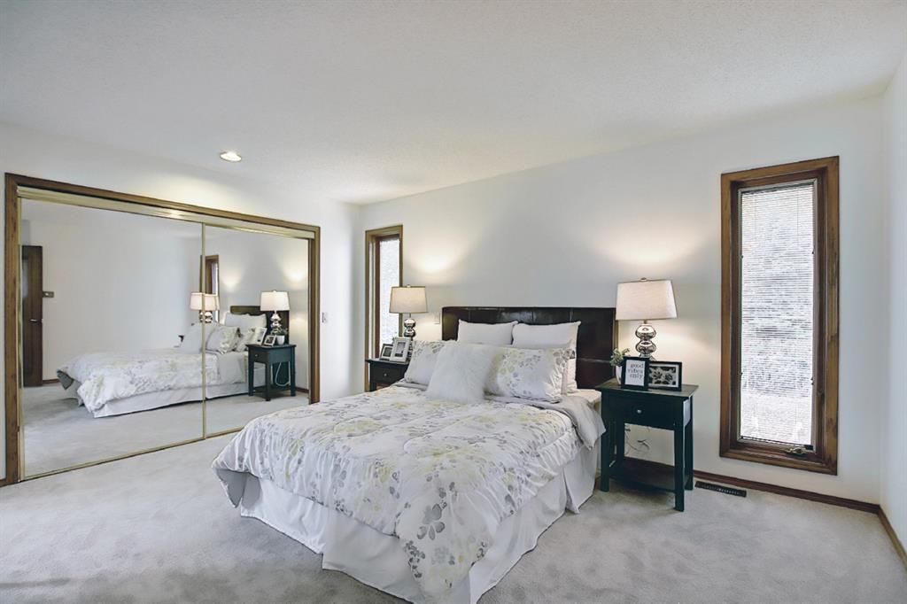 Photo 29: Photos: 331 Edelweiss Place NW in Calgary: Edgemont Detached for sale : MLS®# A1093275