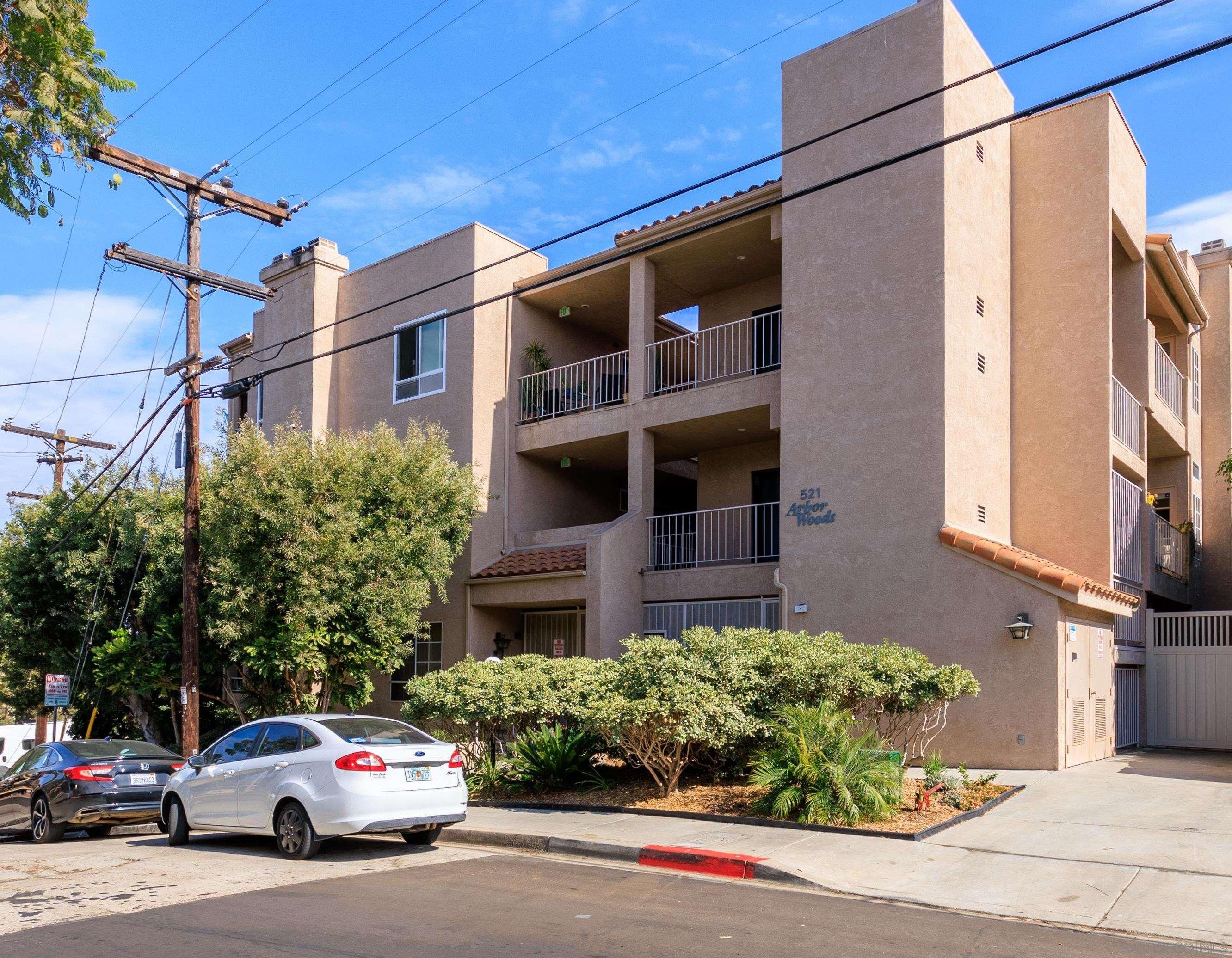 Main Photo: HILLCREST Condo for rent : 2 bedrooms : 521 Arbor Dr #305 in San Diego