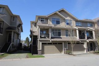 Photo 1: 70 22225 50 Avenue in Langley: Murrayville Townhouse for sale in "Murray's Landing" : MLS®# R2353044