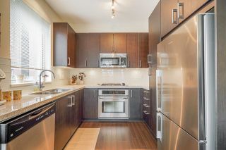 Photo 12: 316 119 W 22ND Street in North Vancouver: Central Lonsdale Condo for sale in "Anderson Walk" : MLS®# R2673352