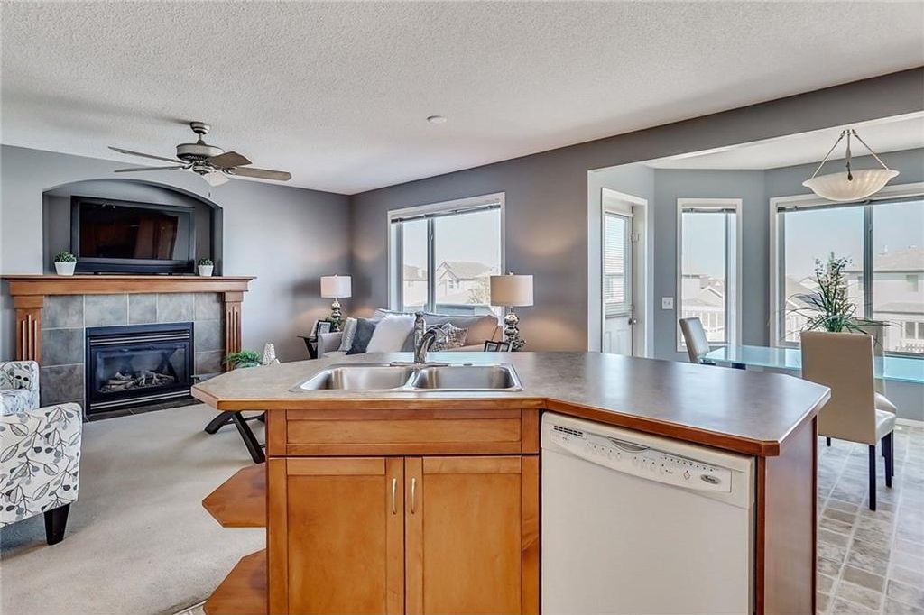 Photo 14: Photos: 82 COVEWOOD Circle NE in Calgary: Coventry Hills House for sale : MLS®# C4141062
