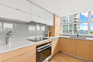Photo 12: 1705 125 MILROSS Avenue in Vancouver: Downtown VE Condo for sale in "Creekside" (Vancouver East)  : MLS®# R2724989
