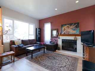 Photo 7: 3241 W 2ND Avenue in Vancouver: Kitsilano 1/2 Duplex for sale (Vancouver West)  : MLS®# R2424445