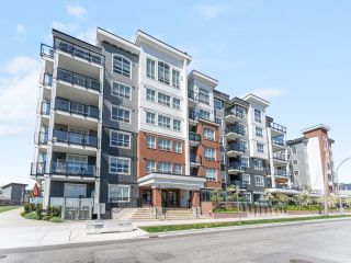 Photo 1: 1315 2180 KELLY Avenue in Port Coquitlam: Central Pt Coquitlam Condo for sale in "MONTROSE SQUARE" : MLS®# R2874894