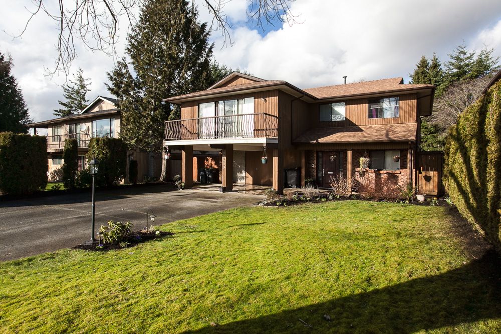 Main Photo: 15409 85A Avenue in Surrey: Fleetwood Tynehead House for sale : MLS®# R2035795