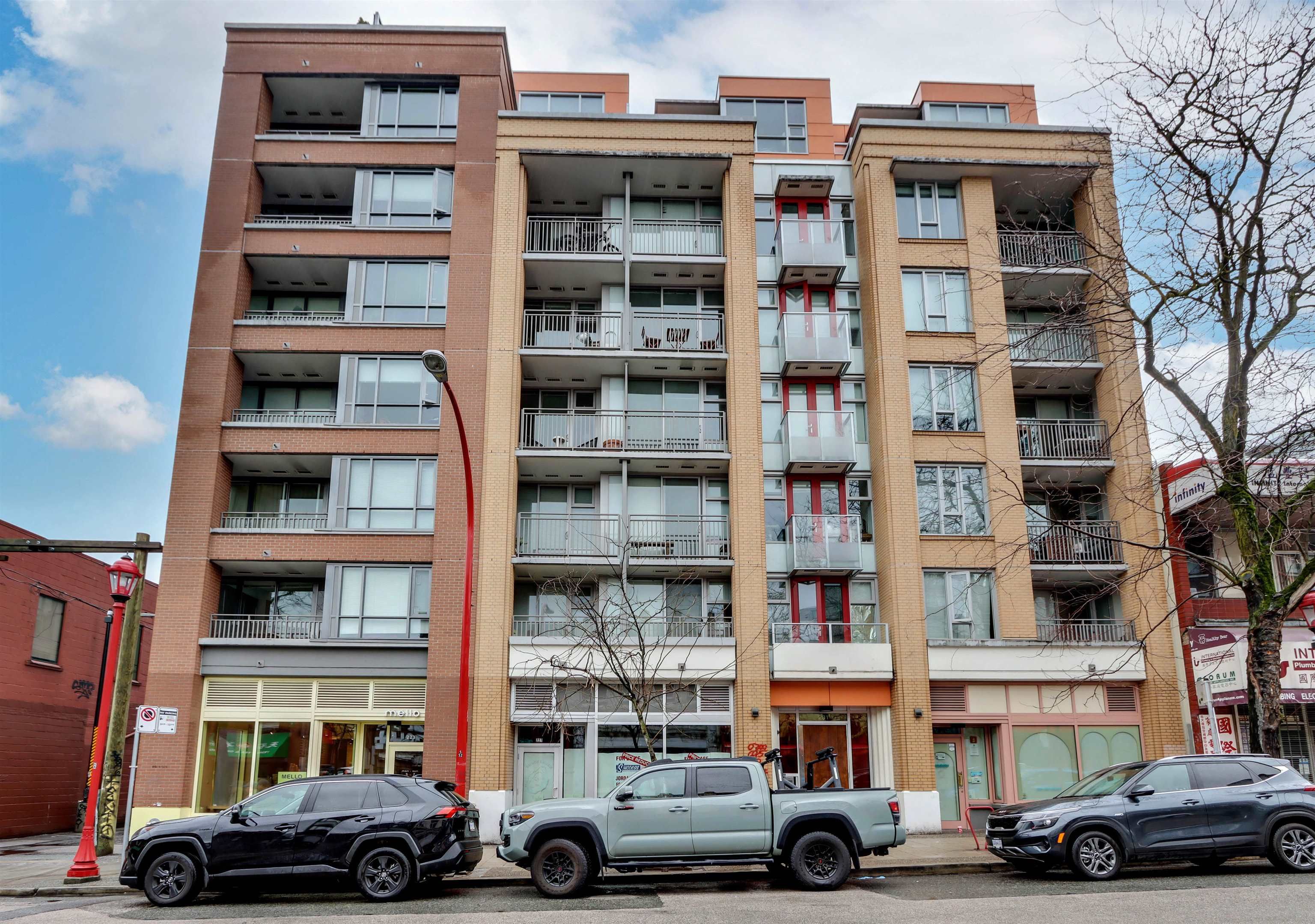 Main Photo: 804 231 E PENDER Street in Vancouver: Strathcona Condo for sale in "Framework" (Vancouver East)  : MLS®# R2768481