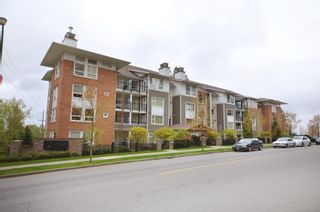 Photo 11: 408 6888 SOUTHPOINT Drive in Burnaby: South Slope Condo for sale in "CORTINA" (Burnaby South)  : MLS®# R2779916