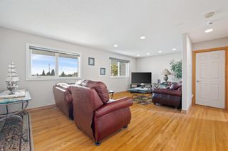 Photo 3: 5639 Centre Street NW in Calgary: Thorncliffe Detached for sale : MLS®# A2049832