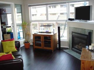 Photo 3: 204 2025 STEPHENS Street in Vancouver: Kitsilano Condo for sale in "STEPHENS COURT" (Vancouver West)  : MLS®# V806297
