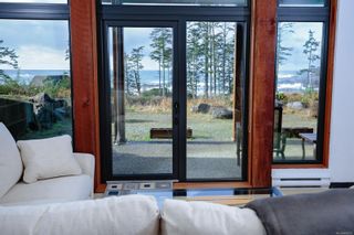 Photo 1: 106 545 Marine Dr in Ucluelet: PA Ucluelet Condo for sale (Port Alberni)  : MLS®# 886351