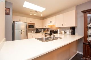 Photo 9: 23 7070 West Saanich Rd in BRENTWOOD BAY: CS Brentwood Bay Condo for sale (Central Saanich)  : MLS®# 817226