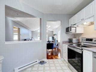 Photo 12: 11 126 Hallowell Rd in View Royal: VR Glentana Row/Townhouse for sale : MLS®# 913091