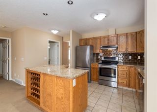 Photo 3: 155 Riverview Point SE in Calgary: Riverbend Row/Townhouse for sale : MLS®# A1220141