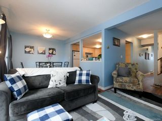 Photo 9: 41 2147 Sooke Rd in Colwood: Co Wishart North Row/Townhouse for sale : MLS®# 844282