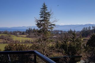 Photo 5: 662 Lombard Dr in Metchosin: Me Rocky Point House for sale : MLS®# 896409