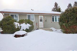 Photo 1: 41 Tupper Crescent in Saskatoon: Confederation Park Residential for sale : MLS®# SK841213