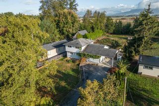 Photo 3: 17781 FORD ROAD DETOUR in Pitt Meadows: West Meadows House for sale in "WEST MEADOWS" : MLS®# R2817707
