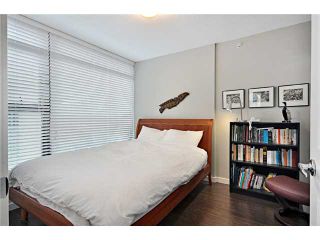 Photo 4: 809 1068 W BROADWAY in Vancouver: Fairview VW Condo for sale in "THE ZONE" (Vancouver West)  : MLS®# V865216
