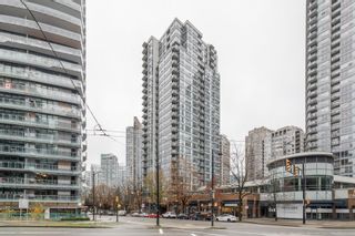 Photo 1: 2202 939 EXPO Boulevard in Vancouver: Yaletown Condo for sale in "The Max" (Vancouver West)  : MLS®# R2636587
