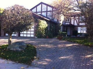 Photo 1: 26 Simonston Boulevard in Markham: German Mills House (2-Storey) for sale : MLS®# N2821055