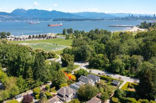 Photo 2: 4316 W 2ND Avenue in Vancouver: Point Grey House for sale (Vancouver West)  : MLS®# R2856613