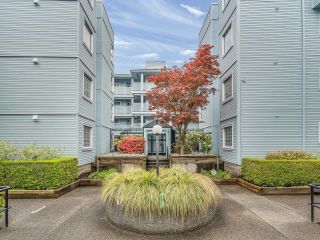 Photo 22: 303 7520 COLUMBIA Street in Vancouver: Marpole Condo for sale in "THE SPRINGS AT LANGARA" (Vancouver West)  : MLS®# R2693051