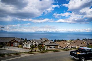 Photo 12: 5355 Royal Sea View in Nanaimo: Na North Nanaimo House for sale : MLS®# 887382