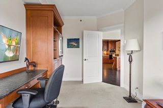 Photo 12: 1602 3170 GLADWIN Road in Abbotsford: Central Abbotsford Condo for sale in "Regency Park Towers" : MLS®# R2871399