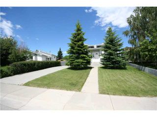 Photo 2: 139 Huntstrom Drive NE in CALGARY: Huntington Hills Residential Detached Single Family for sale (Calgary)  : MLS®# C3484011