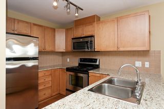 Photo 6: 701 415 E COLUMBIA Street in New Westminster: Sapperton Condo for sale in "SAN MARINO" : MLS®# V905282