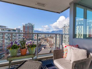 Photo 13: 701 2770 SOPHIA Street in Vancouver: Mount Pleasant VE Condo for sale in "STELLA" (Vancouver East)  : MLS®# R2555466