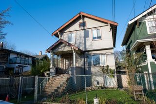 Photo 2: 2651 W 7TH Avenue in Vancouver: Kitsilano House for sale (Vancouver West)  : MLS®# R2647506