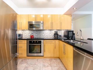Photo 5: 1106 950 CAMBIE Street in Vancouver: Yaletown Condo for sale in "Pacific Place Landmark 1" (Vancouver West)  : MLS®# R2816651