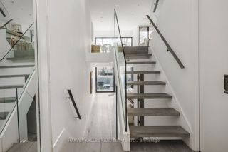 Photo 4: 41 Berryman Street in Toronto: Annex House (Backsplit 5) for sale (Toronto C02)  : MLS®# C8240632