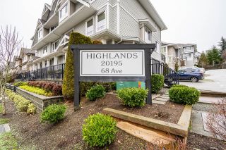 Photo 1: 18 20195 68 Avenue in Langley: Willoughby Heights Townhouse for sale : MLS®# R2746792