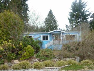 Photo 1: 5675 SURF Circle in Sechelt: Sechelt District Manufactured Home for sale in "SECHELT" (Sunshine Coast)  : MLS®# R2143216