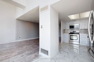 Photo 9: 2305 350 webb Drive in Mississauga: City Centre Condo for lease : MLS®# W8388594