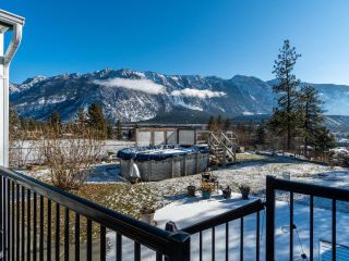 Photo 3: 702 7TH Avenue: Lillooet House for sale (South West)  : MLS®# 165925